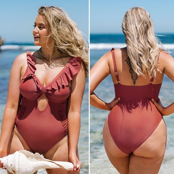 Cupshe Other - Ruffle And Ruched Cutout Plus Size 1X